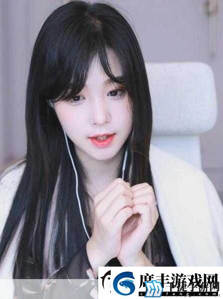 麻花天美星空果冻乌鸦1.星空下的麻花天美：果冻与乌鸦的奇妙冒险